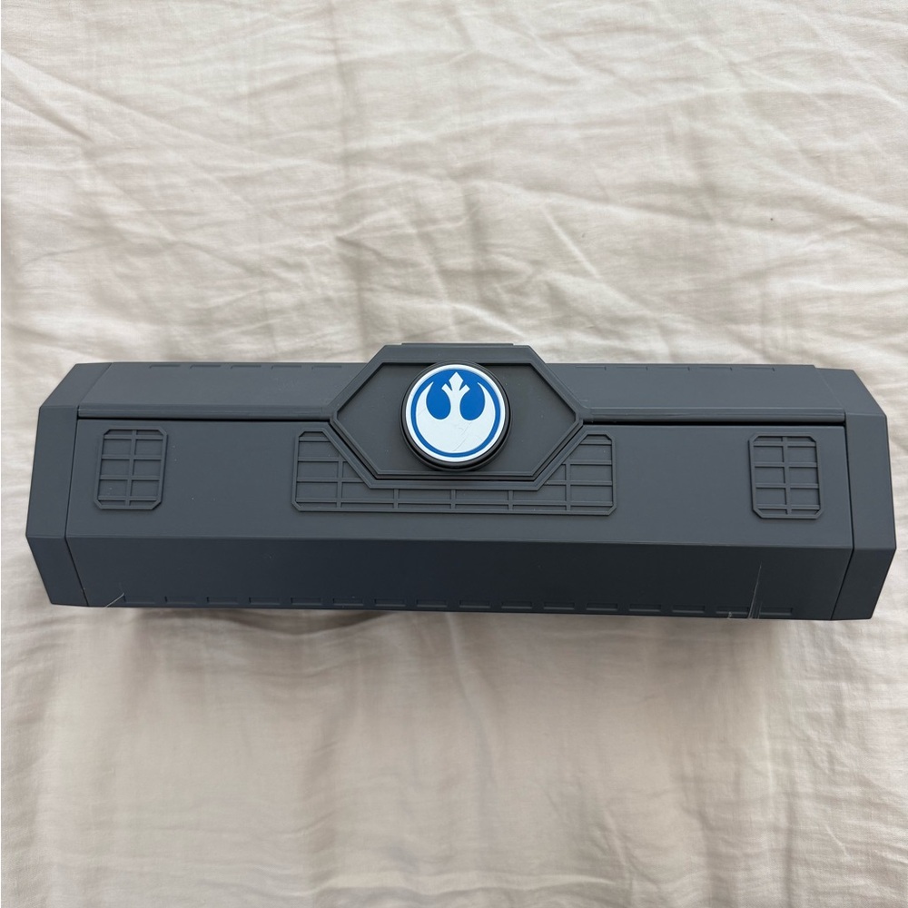 Star Wars Skywalker Lightsaber - Picture 1 of 5